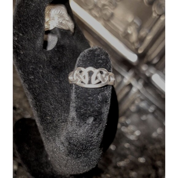 Celtic Knot Sterling Silver Ring Band Artisan Craft Quality Ring sz 6 - Picture 13 of 15